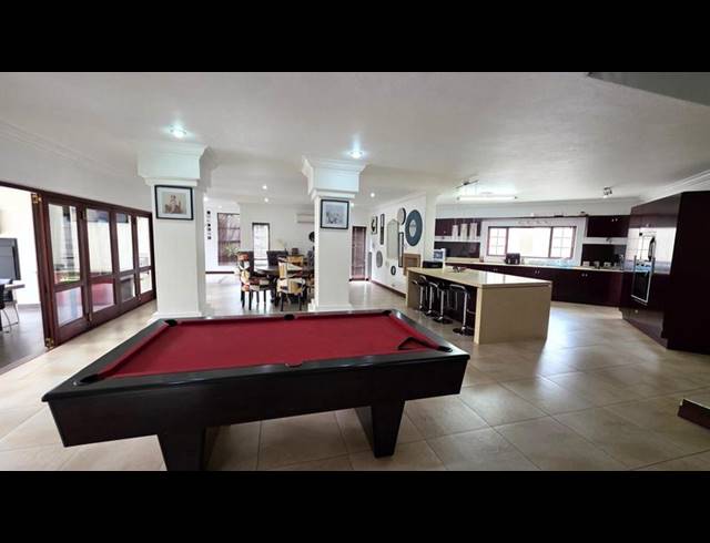 7 BEDROOM HOUSE FOR SALE IN MIDSTREAM ESTATE